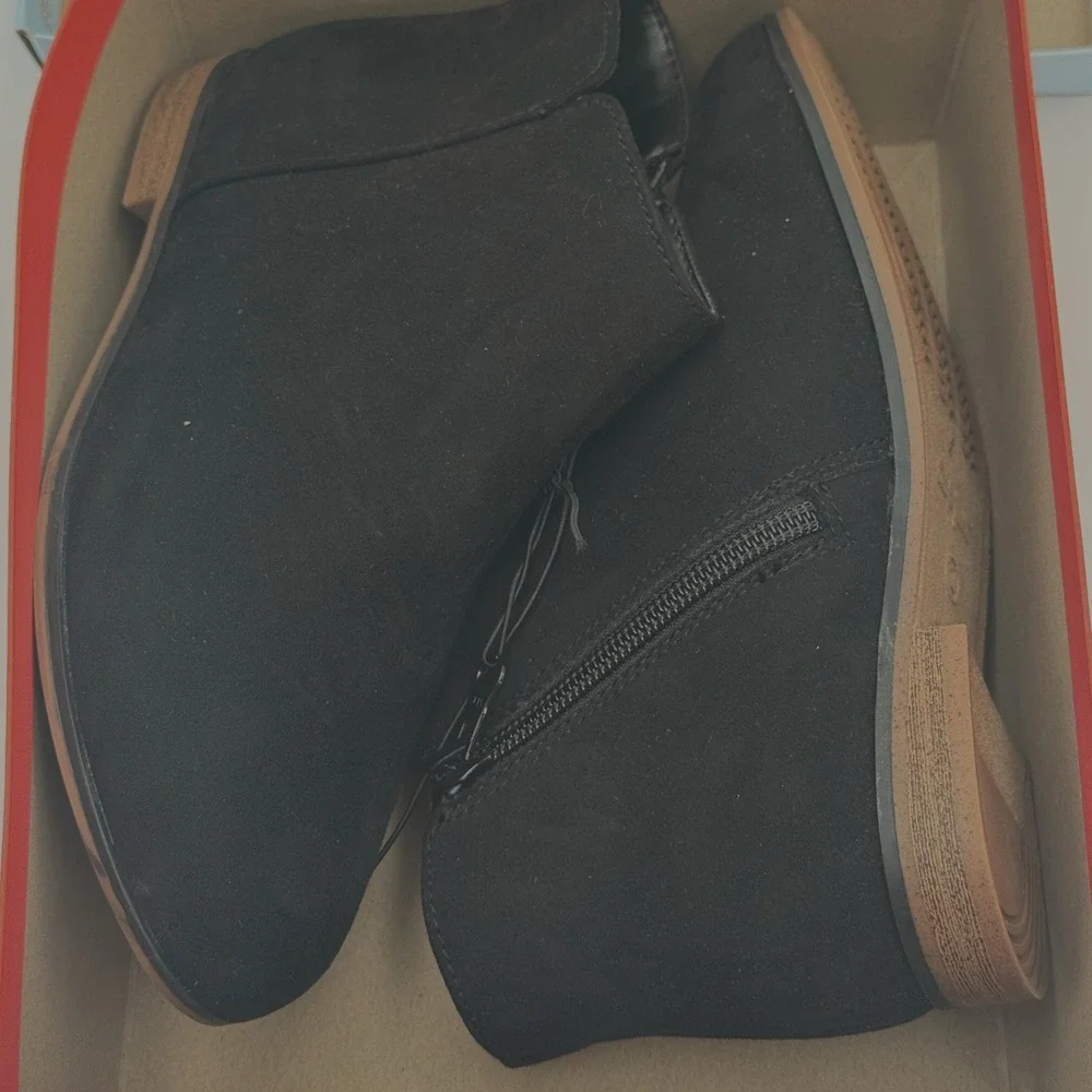 NIB Cat‎ & Jack Girls Black Opal Zipper Boots Size 2 Kids Ankle Boot